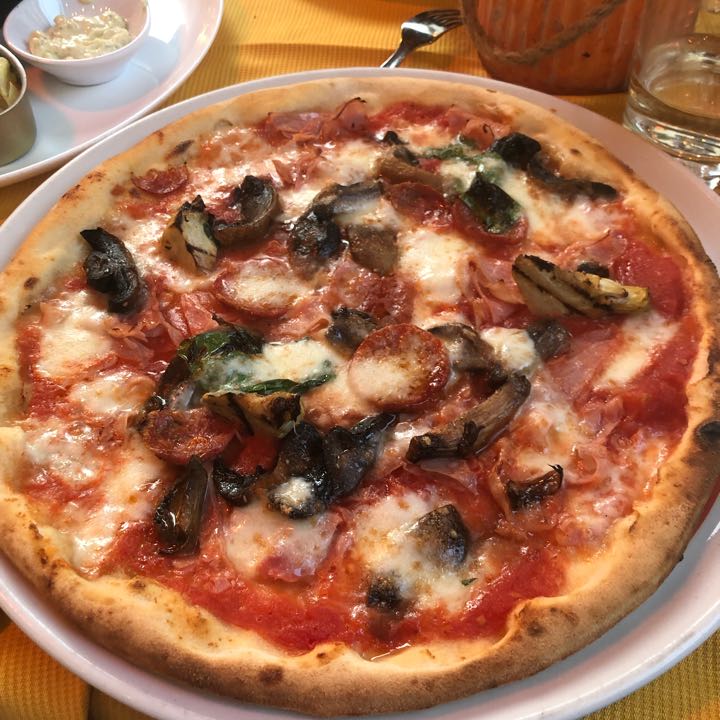 Pizza Review