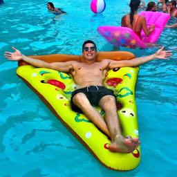 brandon.bogush on One Bite Pizza App