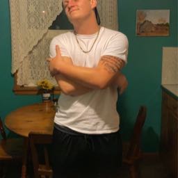 lake.sunderhaus on One Bite Pizza App