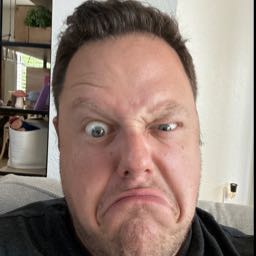 302nuts on One Bite Pizza App