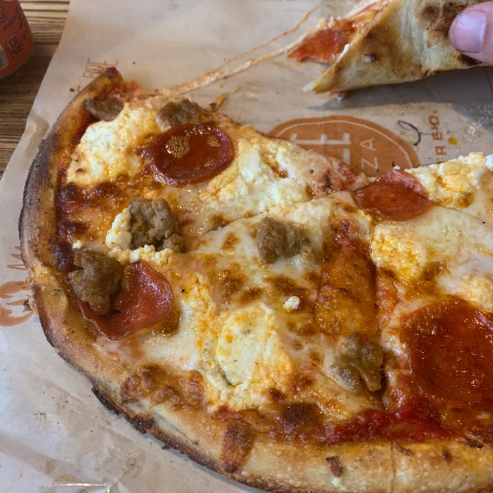 Blaze Pizza Reviews | Philadelphia, PA | One Bite