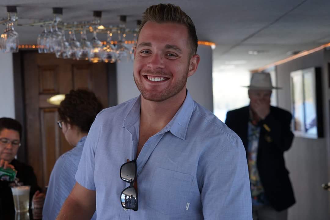 rob.rv on One Bite Pizza App