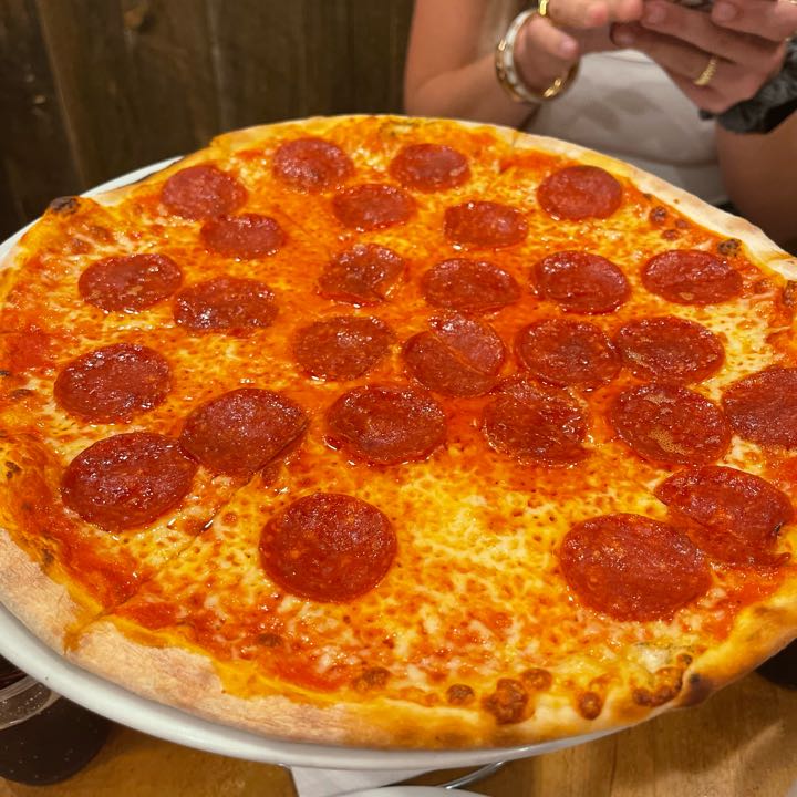 bryan.kessel's Pizza Review at Mister O1 Extraordinary Pizza South