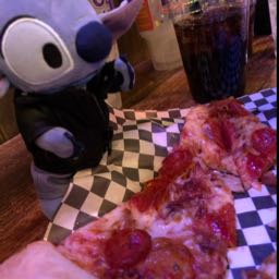 mmuelker25 on One Bite Pizza App