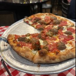 adam.beckman on One Bite Pizza App