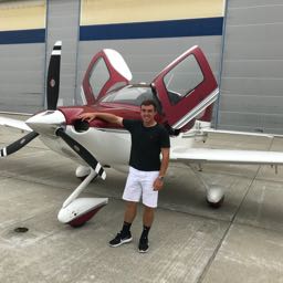 logan.mccarthy on One Bite Pizza App