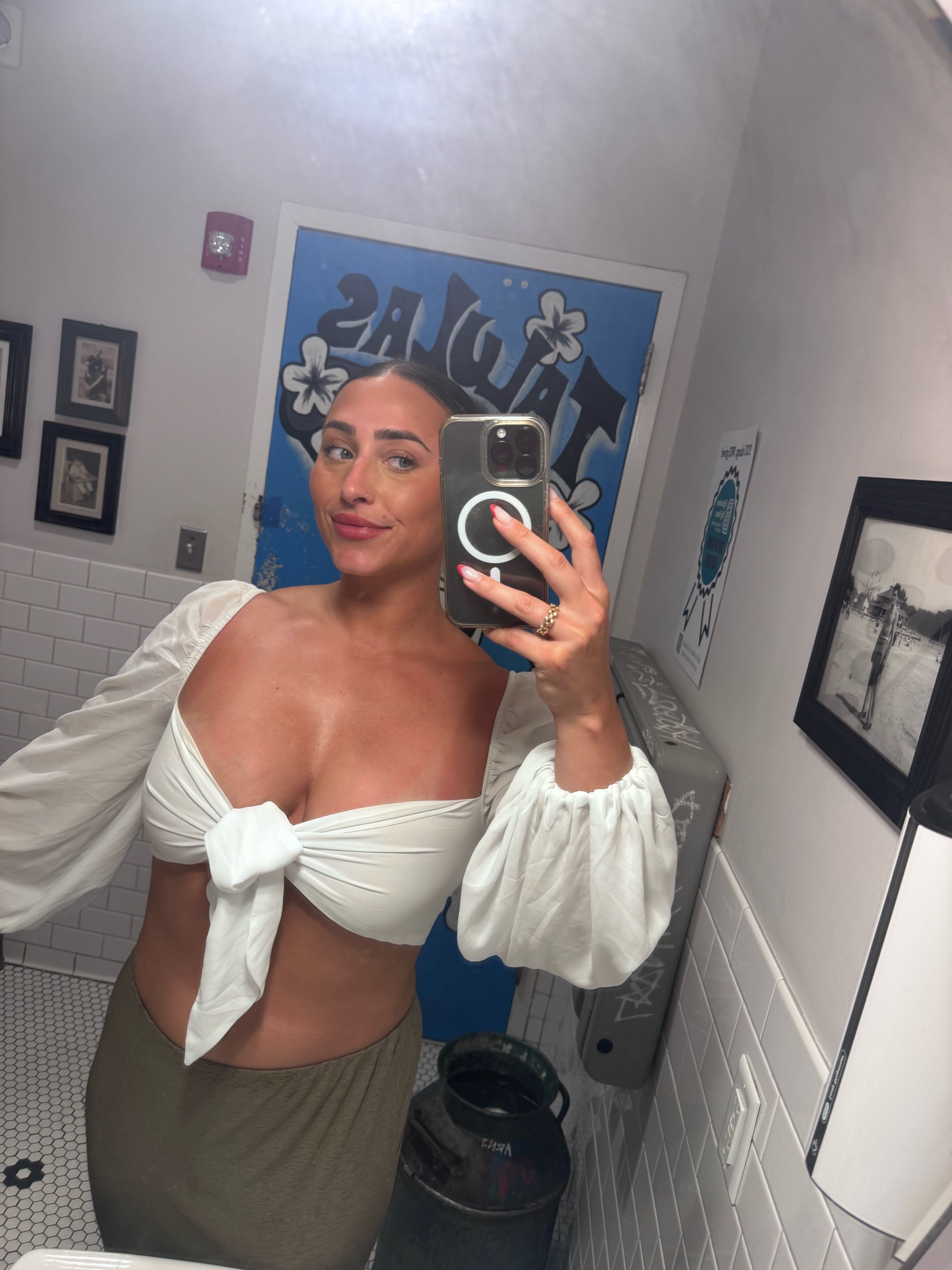 haley.hirsch on One Bite Pizza App