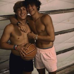 slaterswartwood on One Bite Pizza App