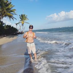 grae.gillin on One Bite Pizza App