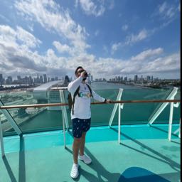 kobie.webb on One Bite Pizza App