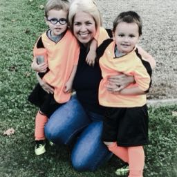 twinmom09 on One Bite Pizza App