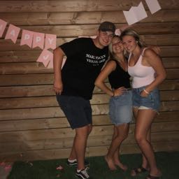 deeceguyty on One Bite Pizza App