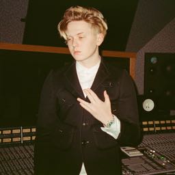 ghostlyone on One Bite Pizza App