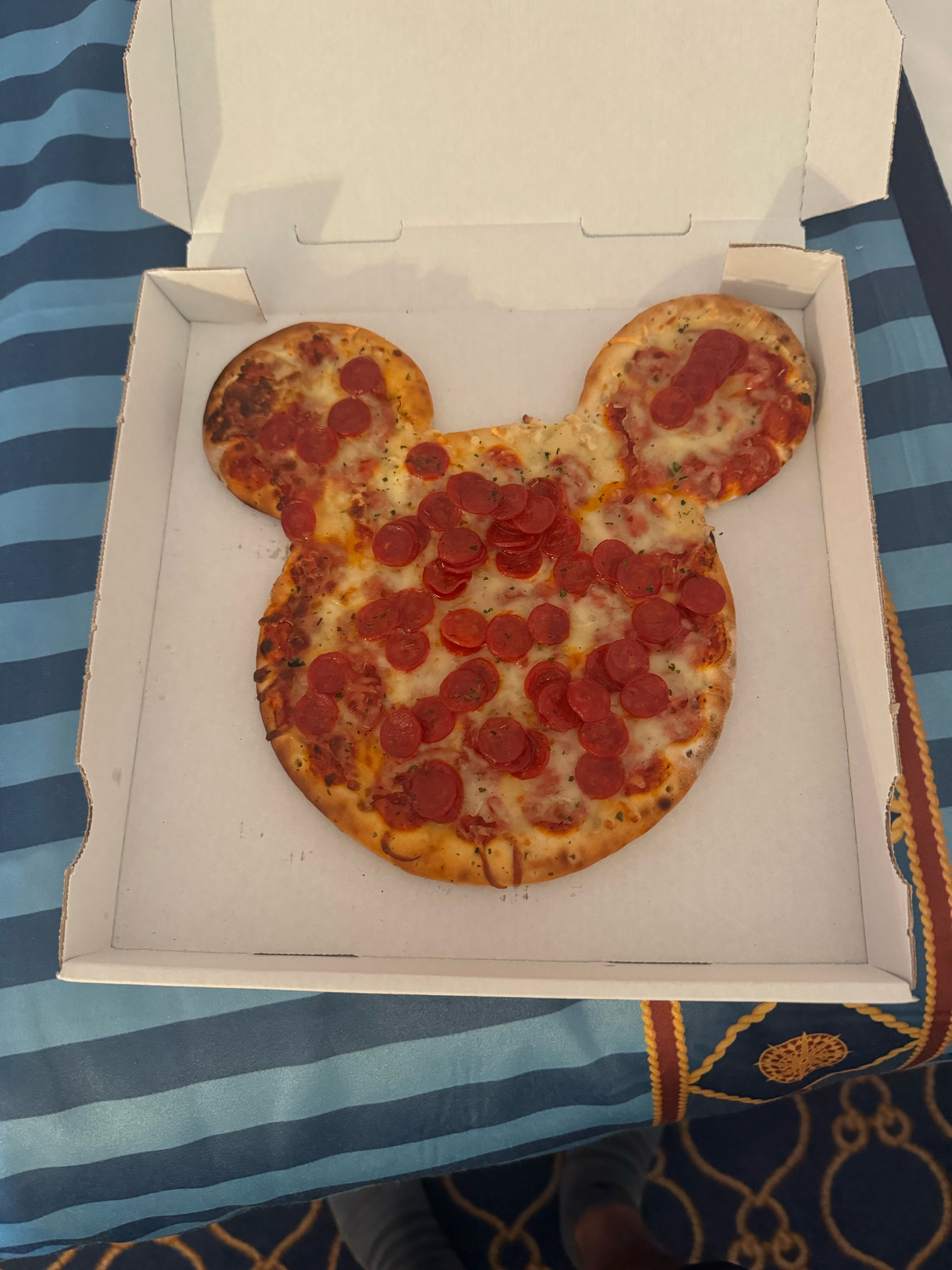 christopher.conti on One Bite Pizza App