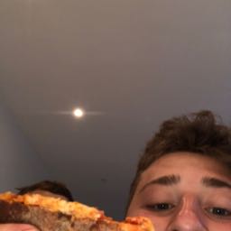 alec.rios on One Bite Pizza App