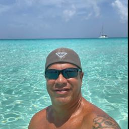 ehernand11 on One Bite Pizza App