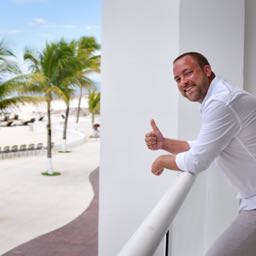 trent.brining on One Bite Pizza App