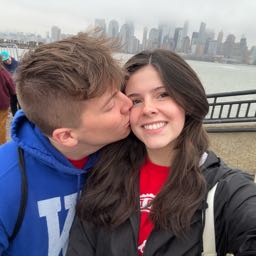 luke.griesser on One Bite Pizza App