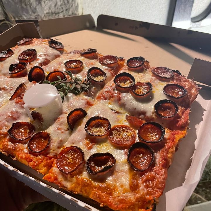 Pizza Review