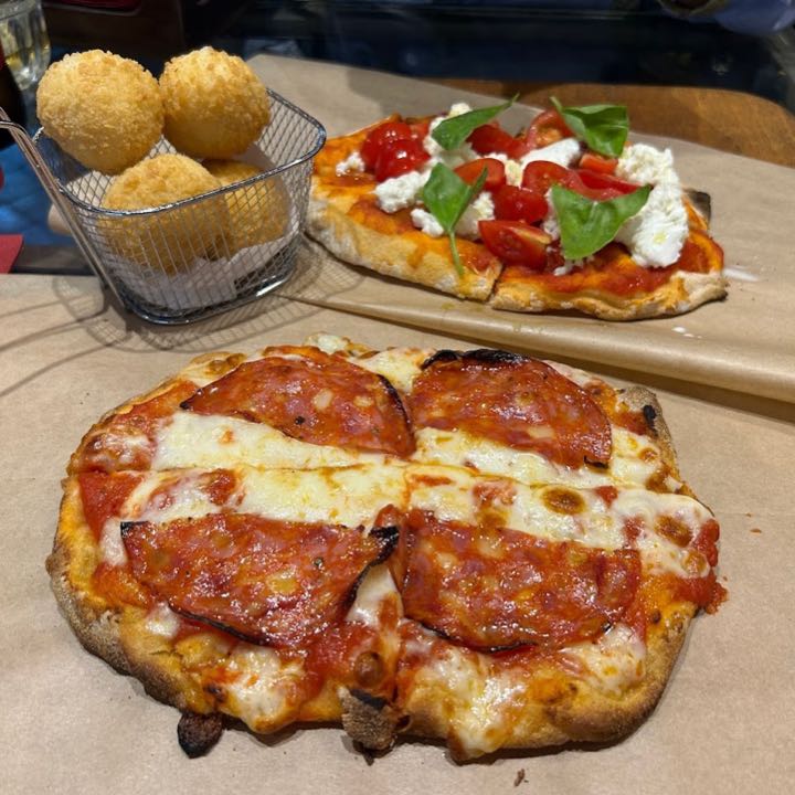 Pizza Review