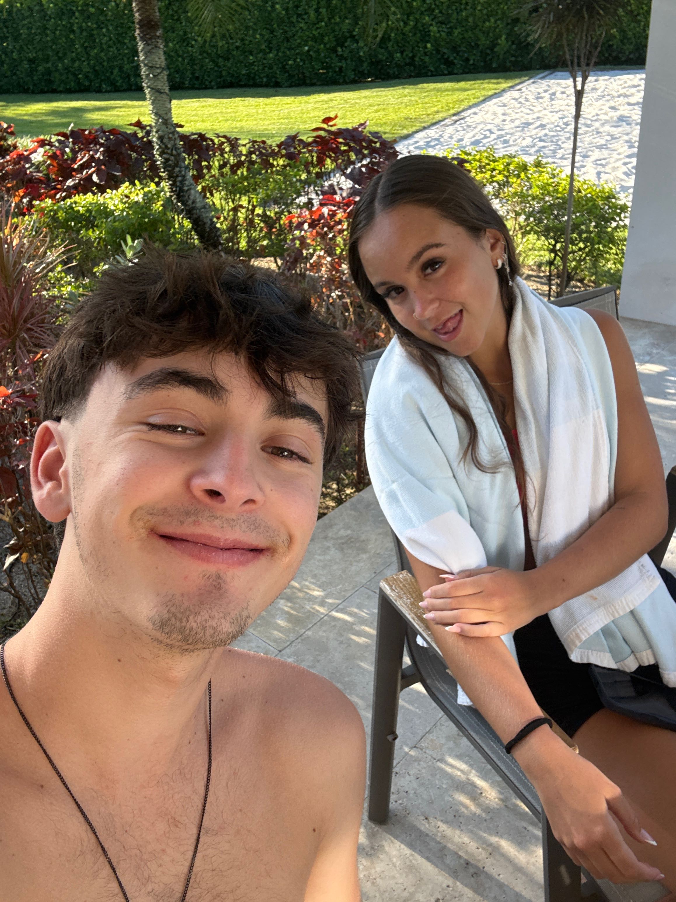 lucas.silveira on One Bite Pizza App