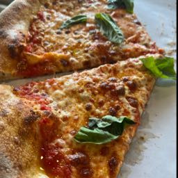 lori.spangler on One Bite Pizza App