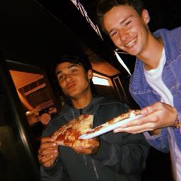 gooose on One Bite Pizza App