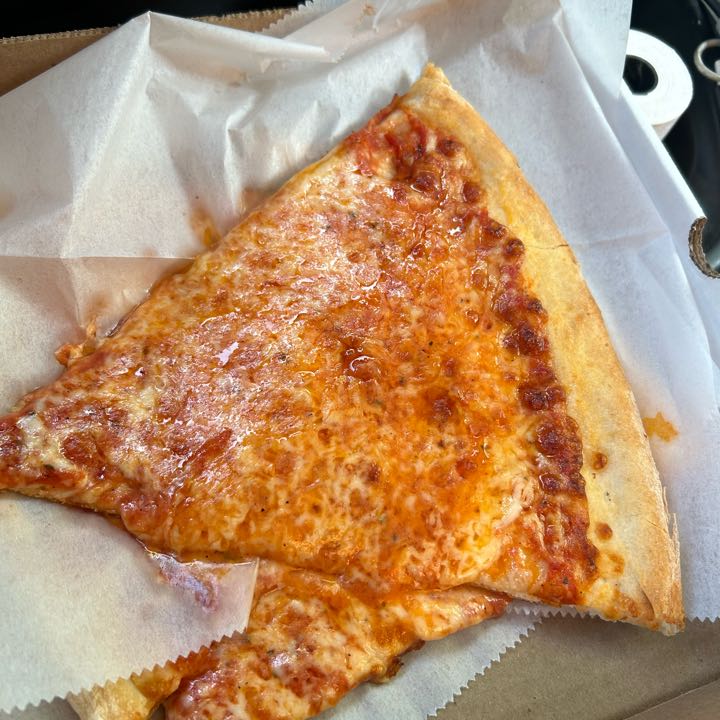 anthony.cirame's Pizza Review at Spinners Pizza Parlor One Bite