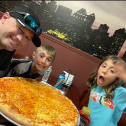 z.nielsen on One Bite Pizza App