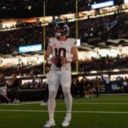 vonziie.pizza on One Bite Pizza App