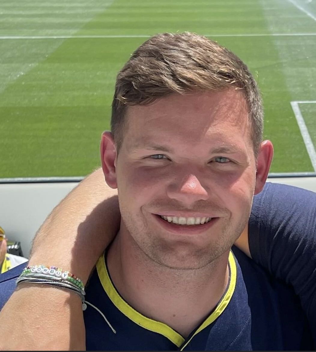 -levi on One Bite Pizza App