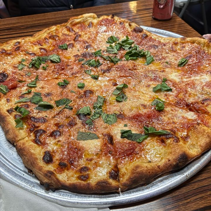 Di Fara Pizza Reviews | Brooklyn, NY | One Bite