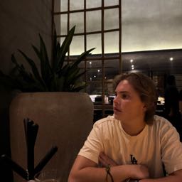 karol.nowak on One Bite Pizza App