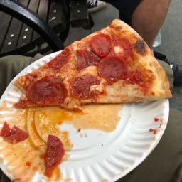 uncle.blz on One Bite Pizza App