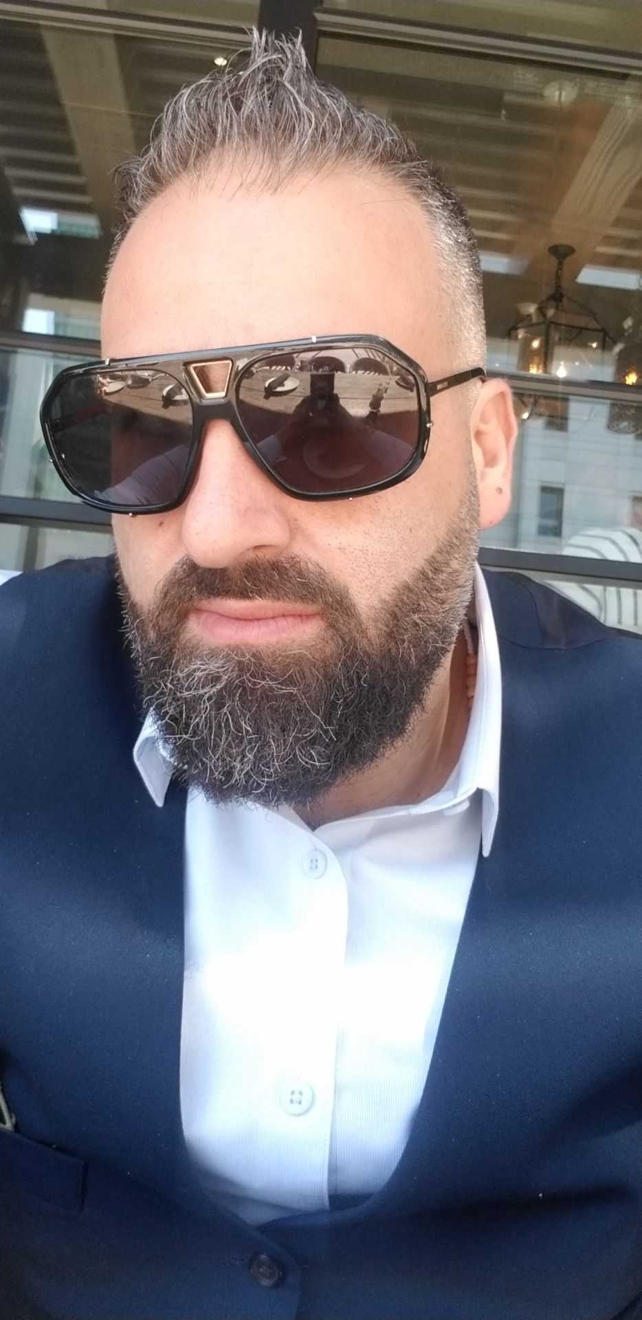 erik.bahnan on One Bite Pizza App