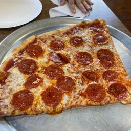 karl.skroban on One Bite Pizza App