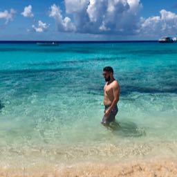 chris.bueno on One Bite Pizza App