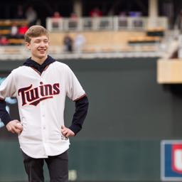 johnsnow on One Bite Pizza App