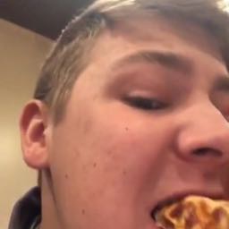 nicklaus.bailey on One Bite Pizza App