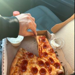 joey.brick on One Bite Pizza App
