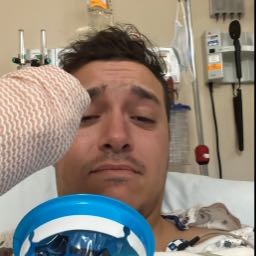 kingd0ughnut on One Bite Pizza App