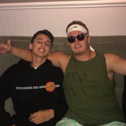 yachnin on One Bite Pizza App