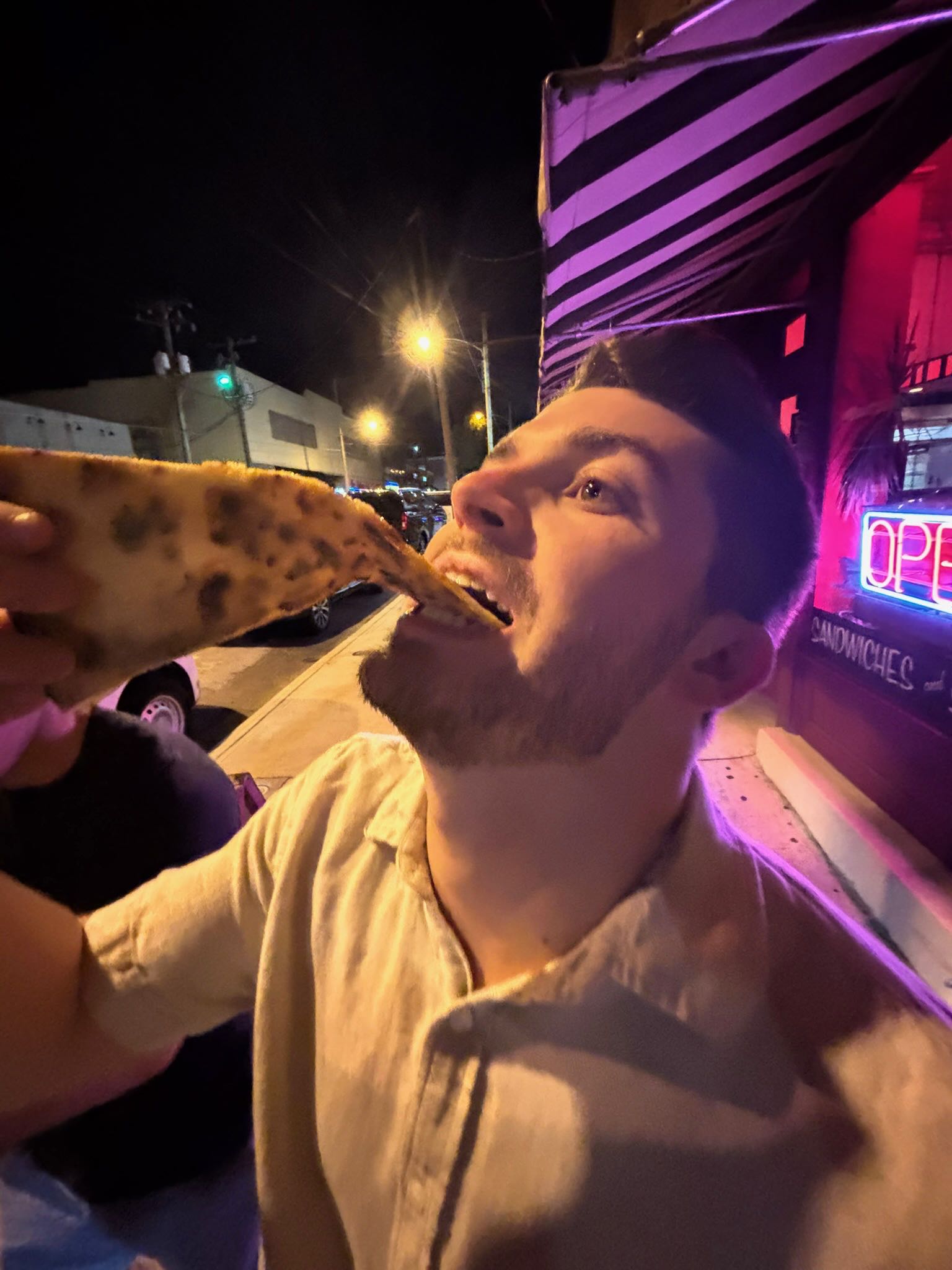 ian.ransonet on One Bite Pizza App