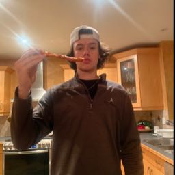 cadyn.wilson on One Bite Pizza App