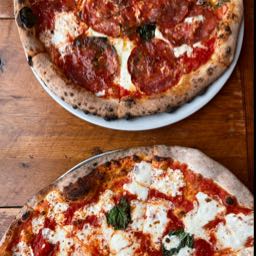 schweeze.b on One Bite Pizza App