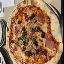 jacob.bouton on One Bite Pizza App