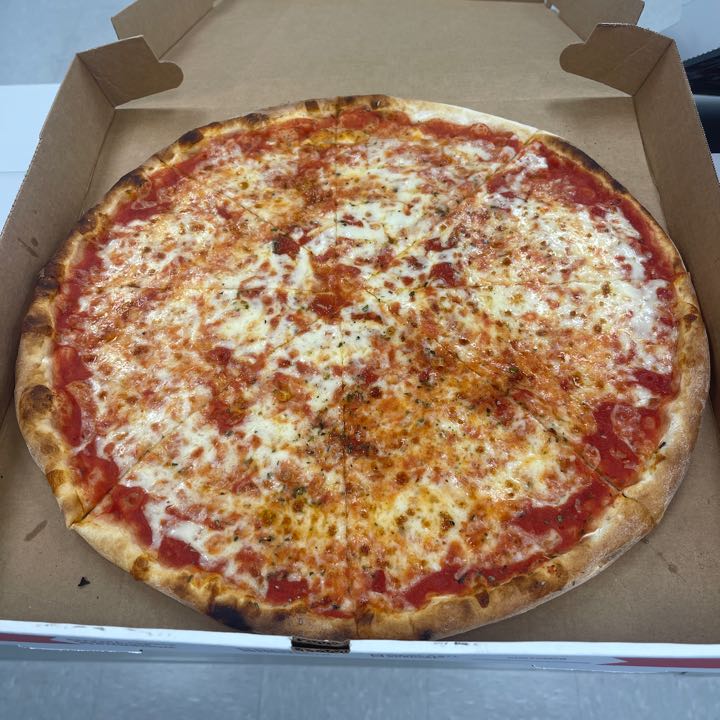 andres.ferradans's Pizza Review at Gencarelli's Pizza Factory One Bite