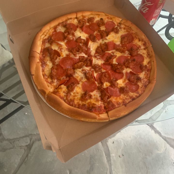 Pizza House Reviews Adams, MA One Bite