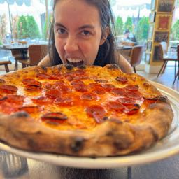 clark.leonard on One Bite Pizza App