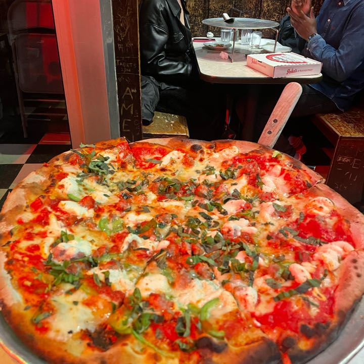 stoolpresidente's Pizza Review at John's of Bleecker Street One Bite